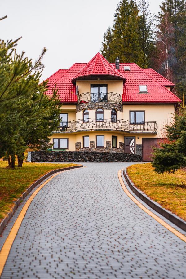 Dom Na Turystycznej Hotel Pyzowka Bagian luar foto